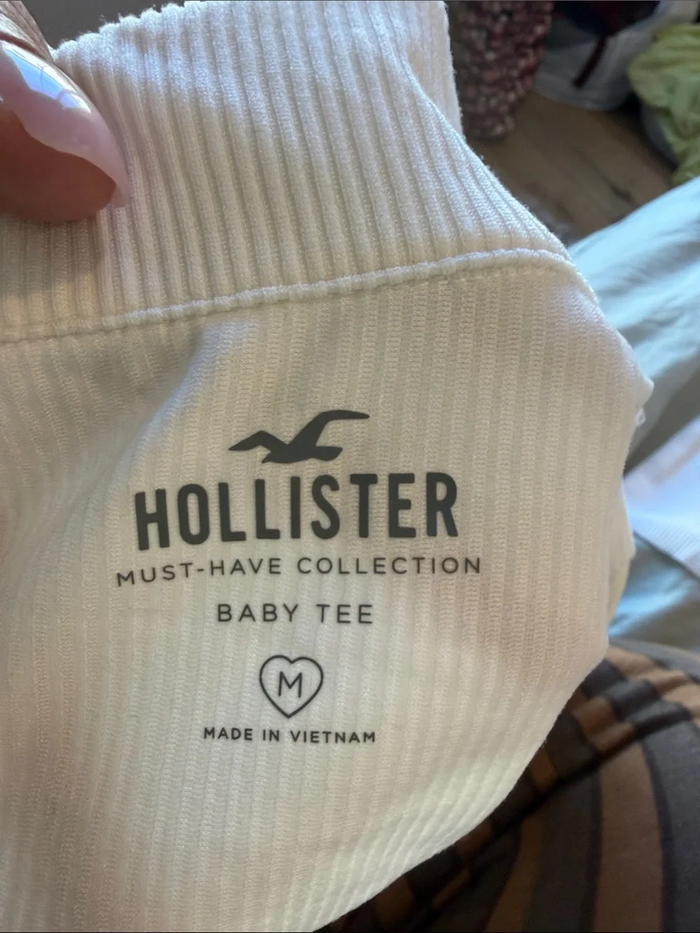 Hollister White Ribbed Polo Crop + 3 White Layering Tops - Picture 2 of 12